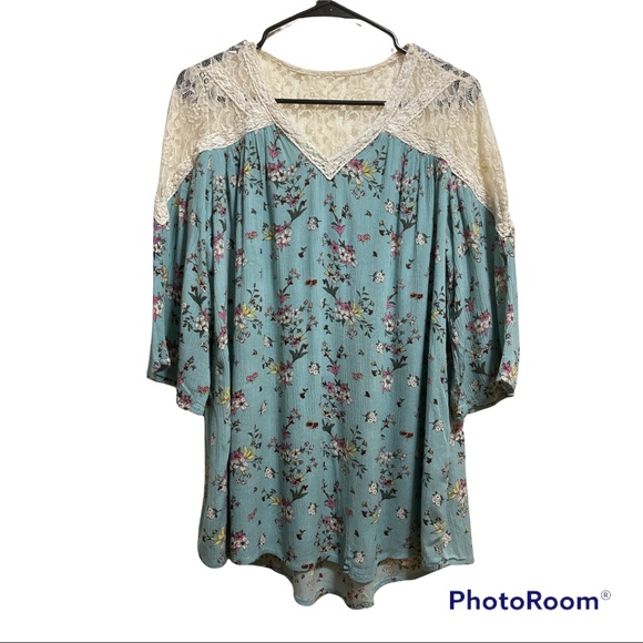 Liz Lange Maternity Teal and Floral and Ivory Floral Lace design Size Medium - Picture 4 of 12